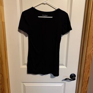 Perfect Women's Black Top Size‎ Medium
